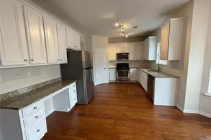 4205 Pointe Vecchio Cir, Cumming, GA 30040 - Photo 10