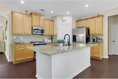 2710 Evan Manor Lane, Cumming, GA 30041 - Photo 4