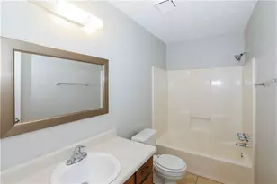 320 Sprucewood Ct, Lawrenceville, GA 30046 - Photo 10