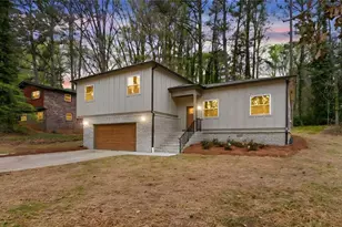 2911 Pine Valley Cir, Atlanta, GA 30344 - Photo 2