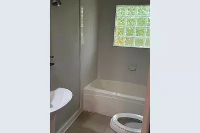 1750 Linwood Avenue, Atlanta, GA 30344 - Photo 16