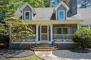 180 Roxboro Ct, Fayetteville, GA 30215 - Photo 2