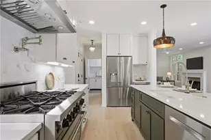 2700 Woodland Brook Ln SE, Atlanta, GA 30339 - Photo 6