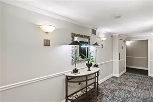 795 Hammond Dr, Atlanta, GA 30328 - Photo 4