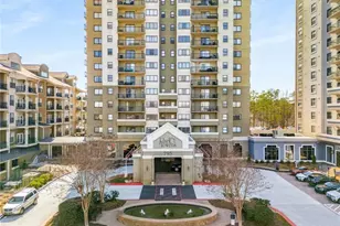 795 Hammond Dr, Atlanta, GA 30328 - Photo 2