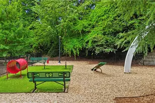 795 Hammond Dr, Atlanta, GA 30328 - Photo 36