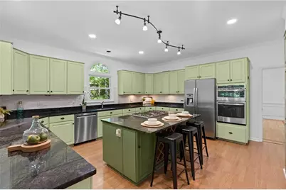 1170 Charlton Trace SW, Marietta, GA 30064 - Photo 16