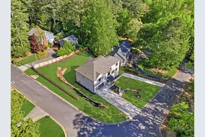 4842 Sturbridge Crescent NE, Roswell, GA 30075 - Photo 4