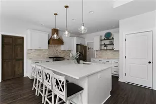 401 Blossom Trl, Acworth, GA 30101 - Photo 12