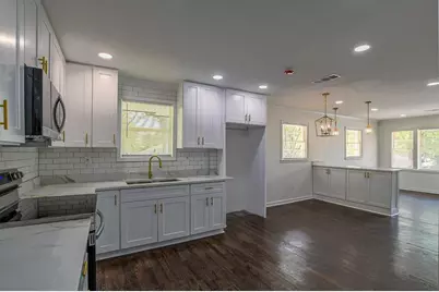 1044 Rocksprings, Forest Park, GA 30297 - Photo 4