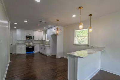 1044 Rocksprings, Forest Park, GA 30297 - Photo 8