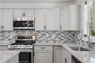 2357 Scotty Cir, Decatur, GA 30032 - Photo 18