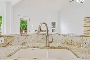 7125 Creek Ridge, Gainesville, GA 30506 - Photo 24