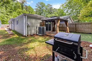 2958 Chipmunk Trail SE, Marietta, GA 30067 - Photo 32