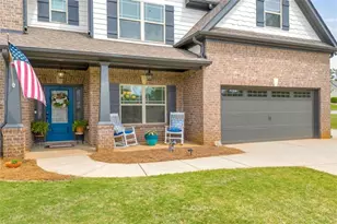 514 James Madison Ct, Jefferson, GA 30549 - Photo 4