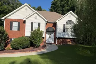130 Orchard SE, Calhoun, GA 30701 - Photo 1