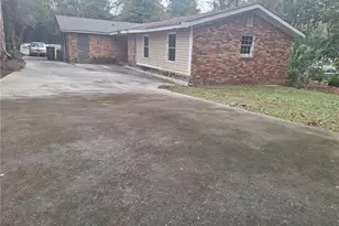 1052 Hightower Rd, Macon, GA 31206 - Photo 2