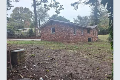 1052 Hightower Road, Macon, GA 31206 - Photo 4