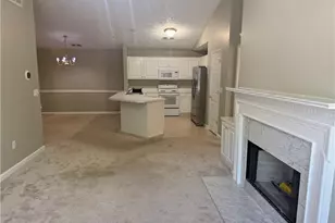 1001 Holly Dr, Gainesville, GA 30501 - Photo 8