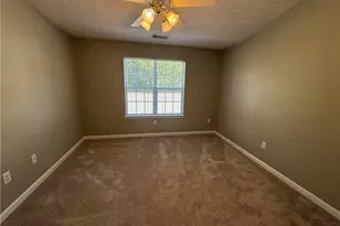 1001 Holly Dr, Gainesville, GA 30501 - Photo 12