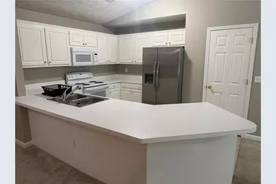 1001 Holly Drive #207, Gainesville, GA 30501 - Photo 6