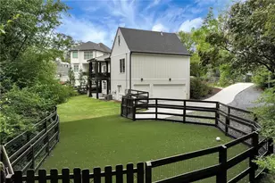 96 Woodstock Rd, Roswell, GA 30075 - Photo 60