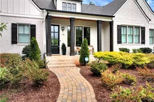 96 Woodstock Rd, Roswell, GA 30075 - Photo 2