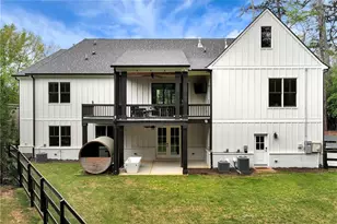 96 Woodstock Rd, Roswell, GA 30075 - Photo 62