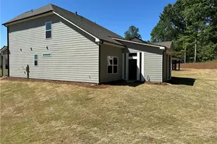112 Rose Lake Ct, Hoschton, GA 30548 - Photo 2