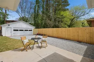 1964 E Lakeside Dr, Decatur, GA 30032 - Photo 32