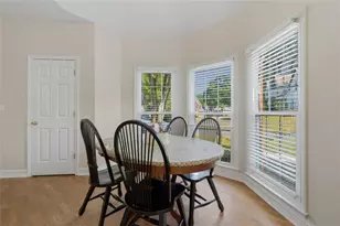 5355 Flowering Dogwood Ct, Powder Springs, GA 30127 - Photo 10