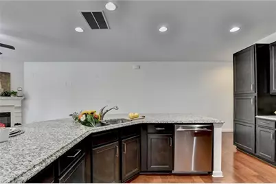 2162 Crestridge Trail NE, Atlanta, GA 30329 - Photo 10