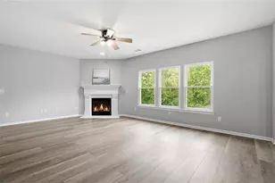 7812 Keepsake Ln, Flowery Branch, GA 30542 - Photo 6
