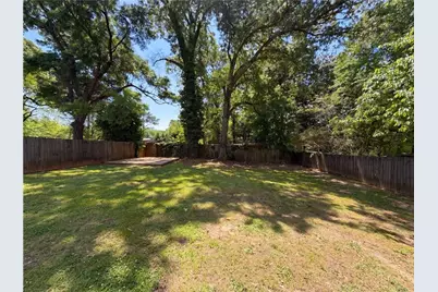 1918 Spring Avenue, Atlanta, GA 30344 - Photo 18