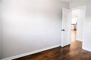 19 S Central Ave SE, Lindale, GA 30147 - Photo 22