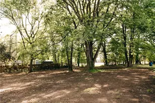 19 S Central Ave SE, Lindale, GA 30147 - Photo 4