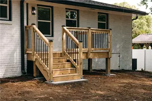 19 S Central Ave SE, Lindale, GA 30147 - Photo 6