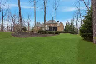 135 Foxhollow Tr, Alpharetta, GA 30004 - Photo 40