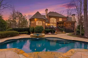 135 Foxhollow Tr, Alpharetta, GA 30004 - Photo 38