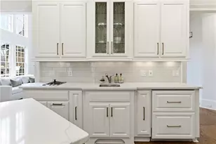 135 Foxhollow Tr, Alpharetta, GA 30004 - Photo 20
