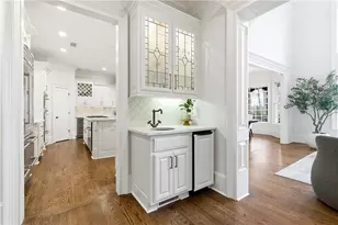 135 Foxhollow Tr, Alpharetta, GA 30004 - Photo 14