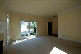 4003 Arborwood Ln, Tucker, GA 30084 - Photo 4