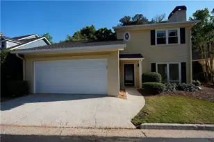 4003 Arborwood Ln, Tucker, GA 30084 - Photo 2