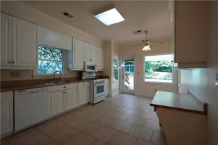 4003 Arborwood Ln, Tucker, GA 30084 - Photo 12