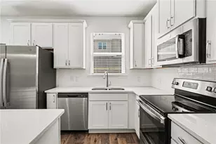 1962 Dillon Dr, Lithonia, GA 30058 - Photo 8