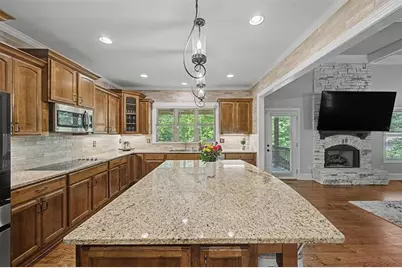 711 Upper Burris Road, Canton, GA 30114 - Photo 16
