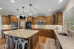 711 Upper Burris Rd, Canton, GA 30114 - Photo 14