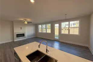 1652 Crestcreek Ct, Marietta, GA 30008 - Photo 8