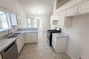 12 River Park Ct, Newnan, GA 30265 - Photo 6