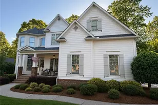 995 Sienna Dr, Cumming, GA 30040 - Photo 2